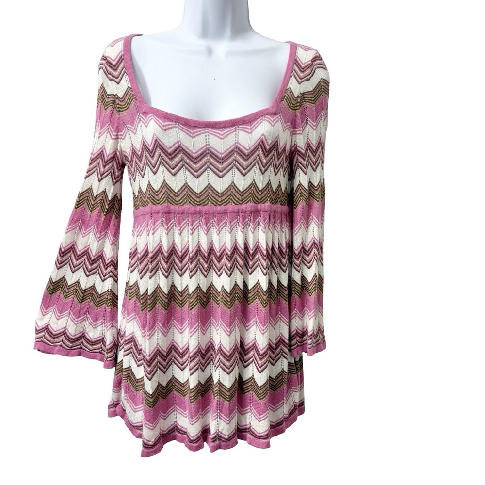 Y2K Inc International Concepts Pink Chevron Pattern Square Neck Bell Sleeves Top
